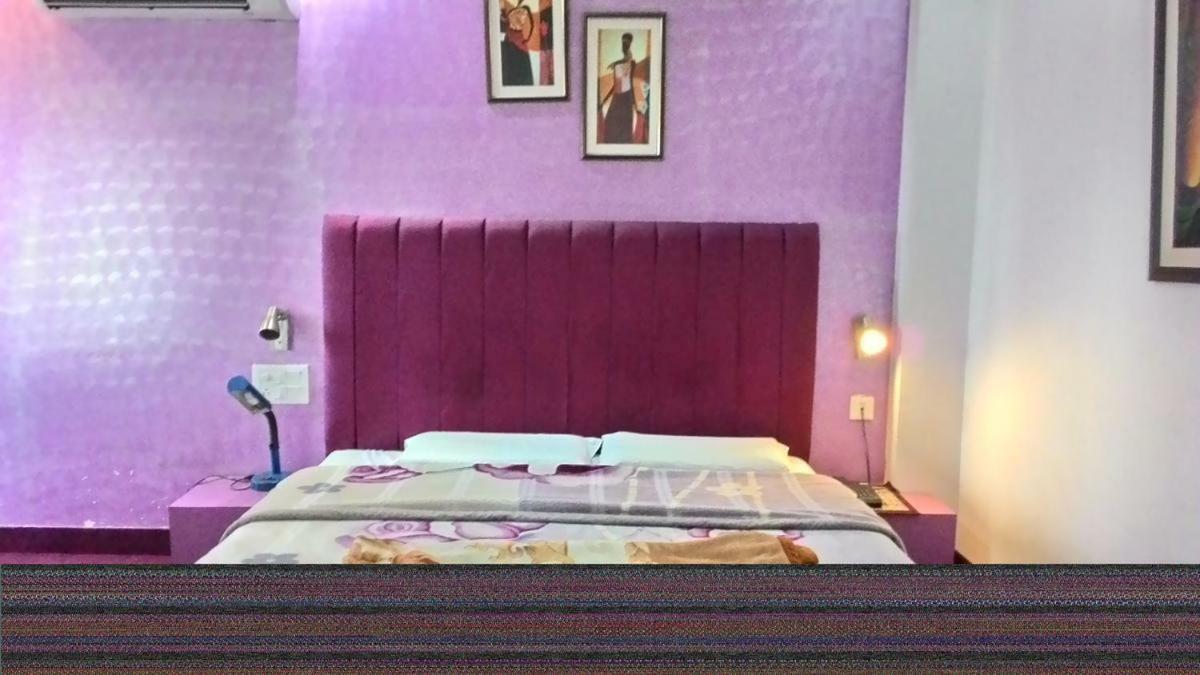 Ratan Palace Hotel Dehradun Ngoại thất bức ảnh